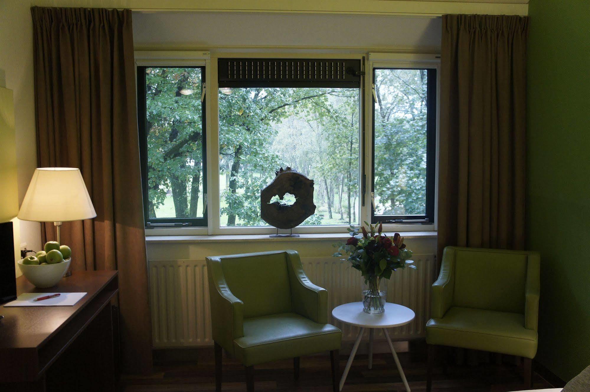Hotel 50|50 Belmont Ede